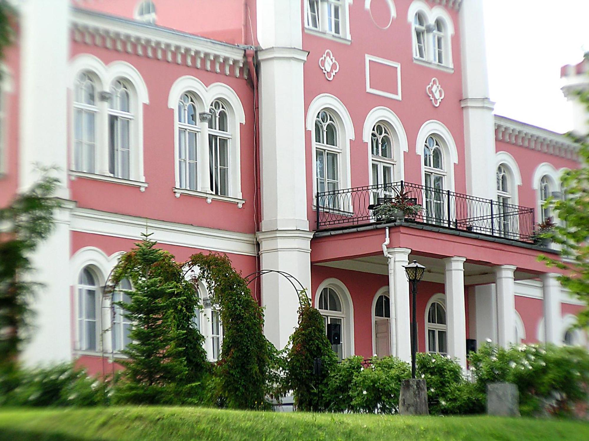 Hotel Birinu Pils Bīriņi Exterior foto