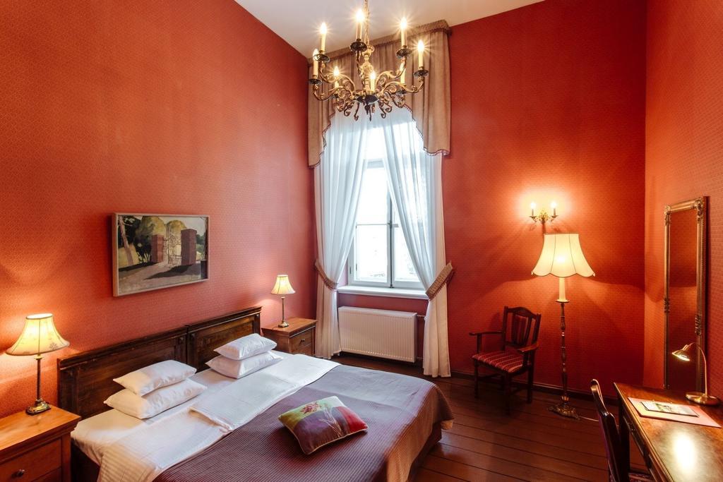 Hotel Birinu Pils Bīriņi Habitación foto