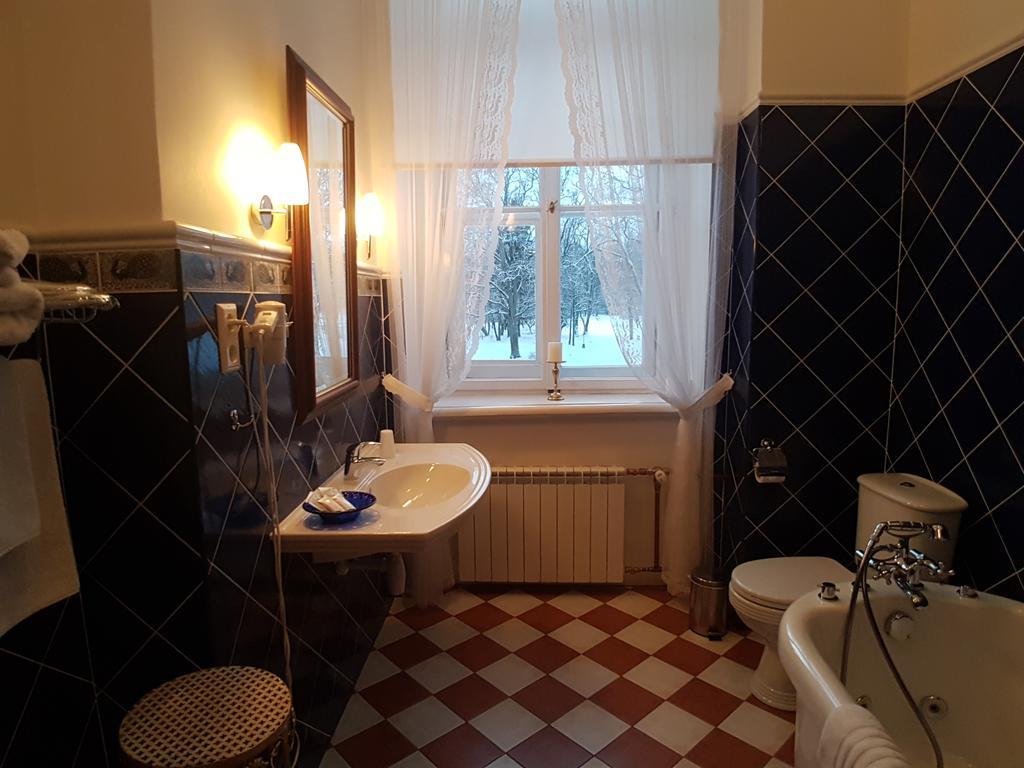 Hotel Birinu Pils Bīriņi Exterior foto