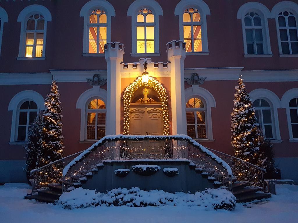 Hotel Birinu Pils Bīriņi Exterior foto